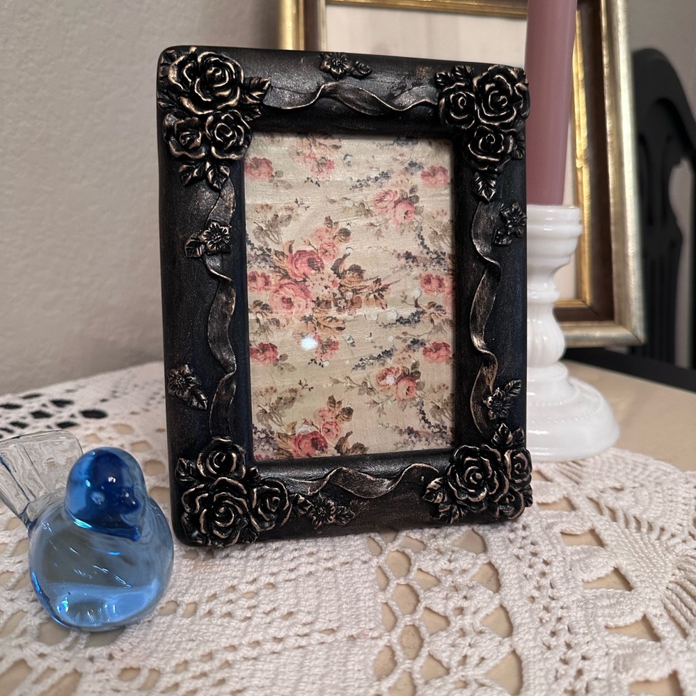 Decorative Black Rose Embossed Picture Frame - Classic Accent